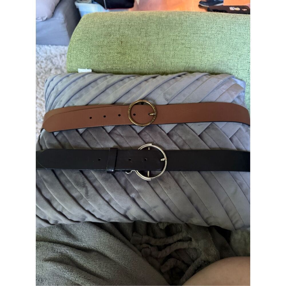 Levi’s Lot of 2 Brown & Black Leather Belt sz 42 EUC